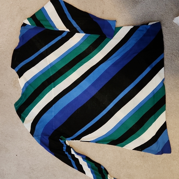 Lane Bryant NEW Acemtrical Hem Light Weight Long Sleeve Tunic 18/20 NWT W-547 - Picture 4 of 8